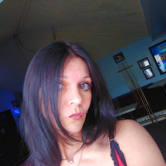 Meet your Posher, Paula - Picture 1 of 1