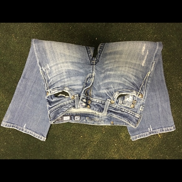 Kids size 14 miss me Capri jeans