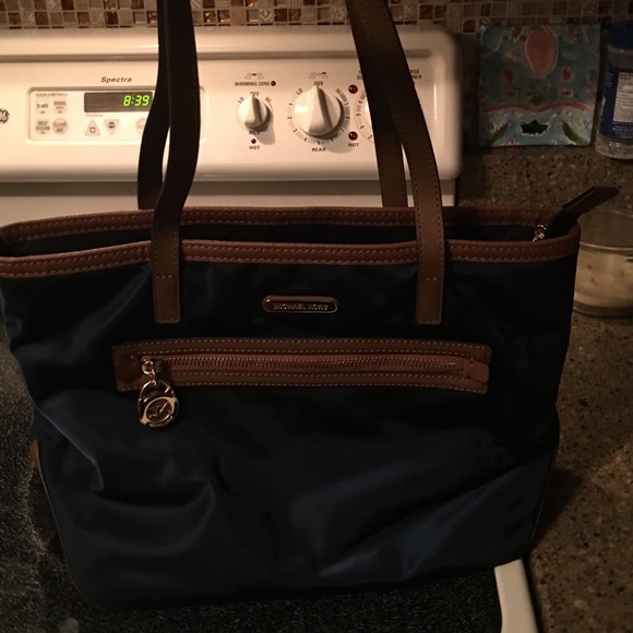 Michael Kors Navy tote