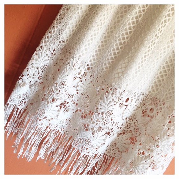 Lace Skirt, Lace Mini Skirt - Picture 3 of 4