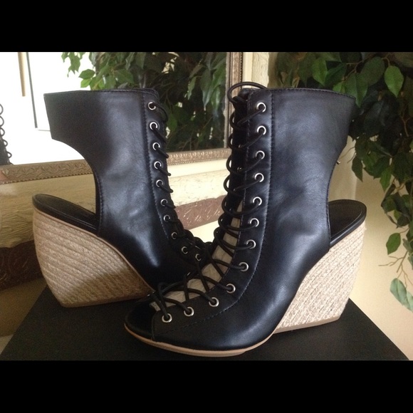 Rebecca Minkoff wedges - Picture 2 of 4