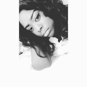 Meet your Posher, Maya