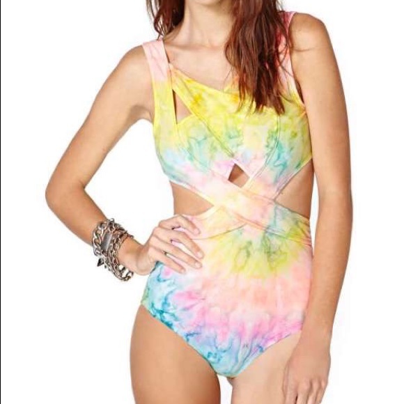 🌈💓 UNIF Rainbow Tie-Dye Shorebreak Swimsuit