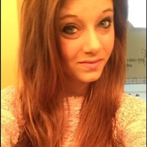 Meet your Posher, Alissa