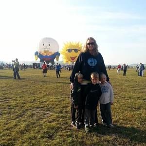 Meet your Posher, Lydia