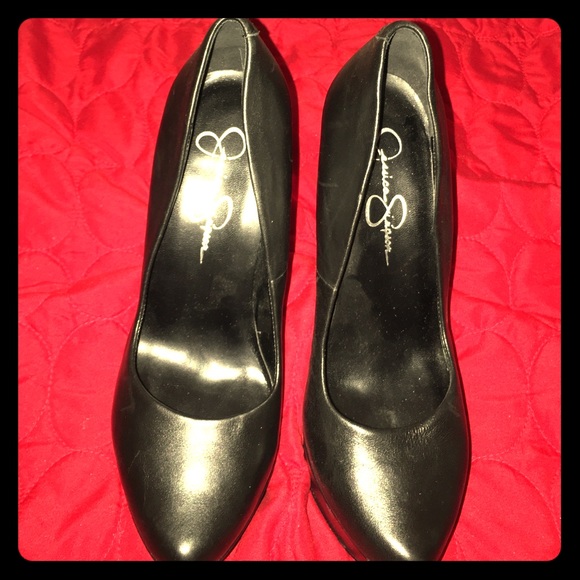 Jessica Simpson heels