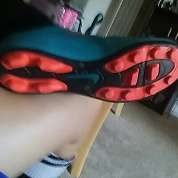 Hypervenom Nike cleats. - Picture 2 of 2