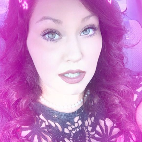 Meet your Posher, Patsy - Picture 1 of 1