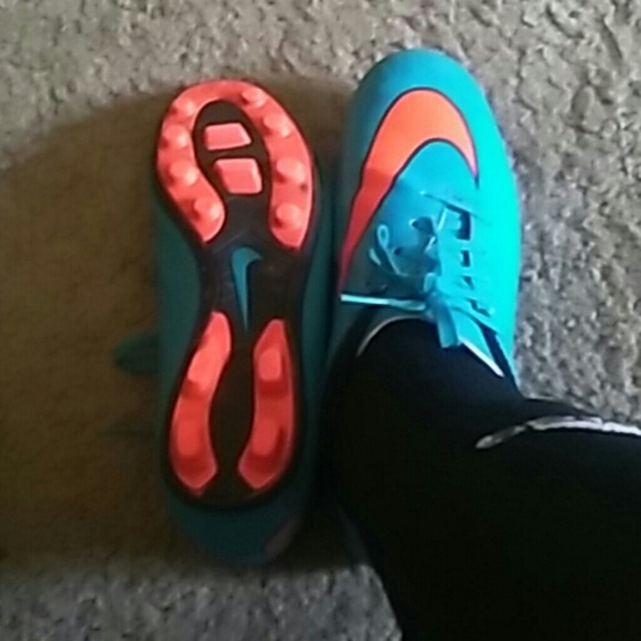 Nike Hyper venoms. - Picture 3 of 3