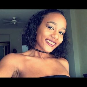 Meet your Posher, Jasmine