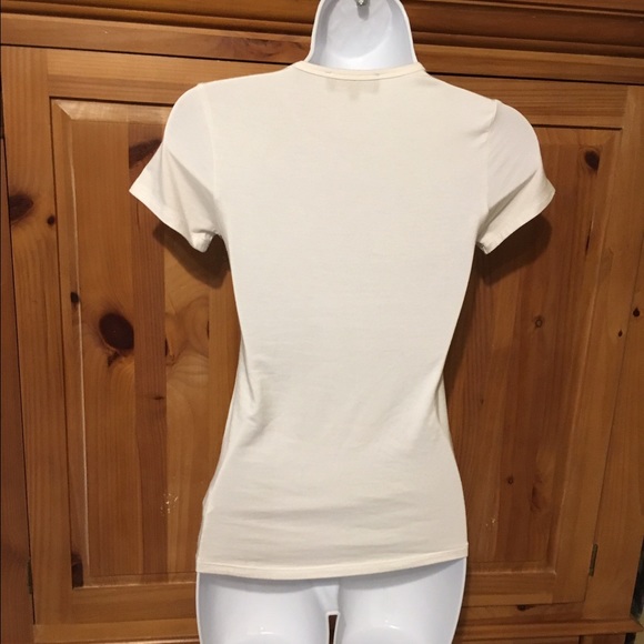 Adorable Paris T - Picture 3 of 3