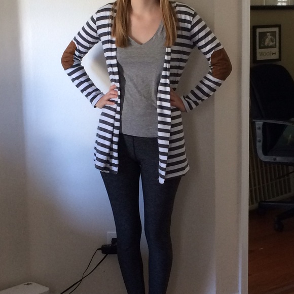 Striped Cardigan With Vegan Suede Elbow Patches - Picture 6 of 6