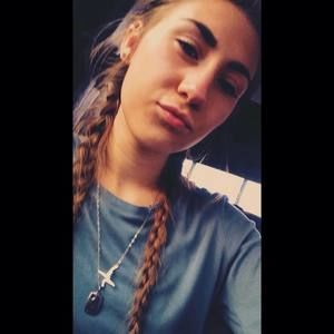 Meet your Posher, Ashlyn