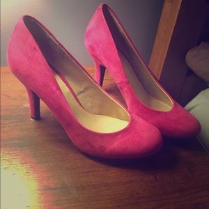 Kelly and Katie Heels