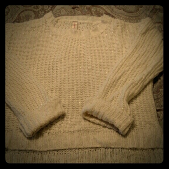 Snowy High/Low Sweater