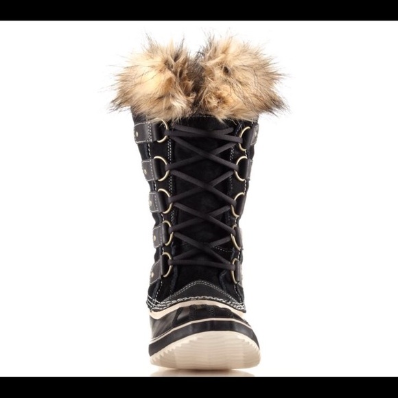 Sorel black Joan of Arc Boots