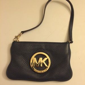 SOLD!! Michael Kors Fulton Pebble Leather Wristlet