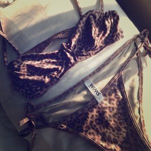 💅🏽 Leopard American Apparel Bikini 💅🏽