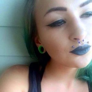 Meet your Posher, Lynn