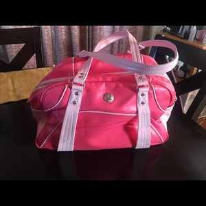 🎉final price drop🎉 Luluemon pink gym/bowler bag