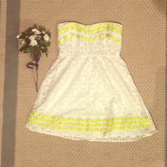 Cute summer dress size small