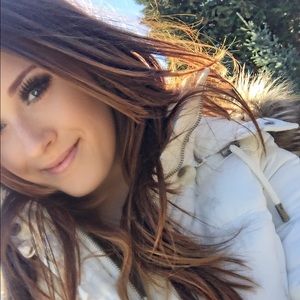 Meet your Posher, Lauren