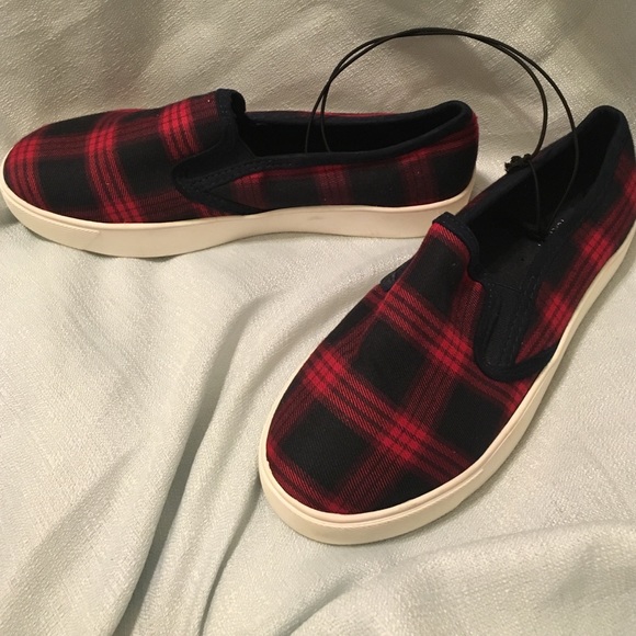 Blue and red slip-on