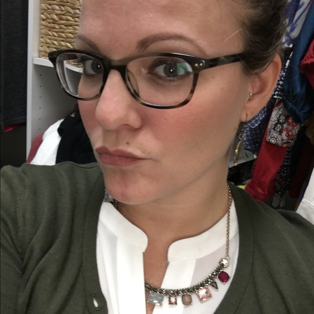 Meet your Posher, Rachel