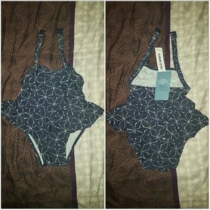 NEW Toddlers swimsuit