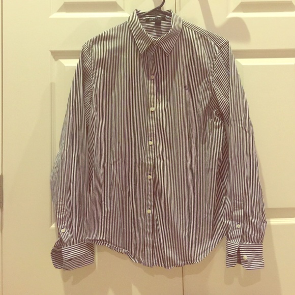 Ralph Lauren women's button up shirt size medium