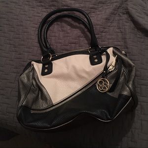 Jessica Simpson bag