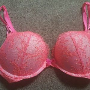 VS bombshell bra