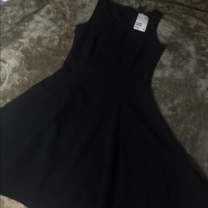 Classy black dress from H&M ✨