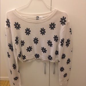 Black & White Flower Cropped Sweater
