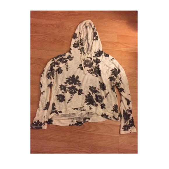 Slouchy high low pull over