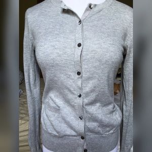 Grey cardigan. Silk, cotton, cashmere!