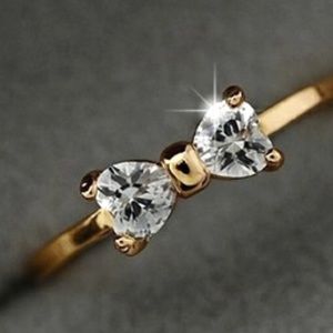 ✨SALE✨ CZ Diamond Bow Ring