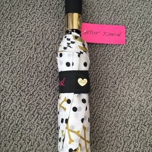 Betsey Johnson Black and White Skull Umbrella
