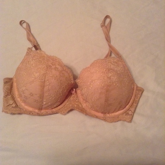 Victoria's Secret Other - VS 34C Lined Lace Demi Bra