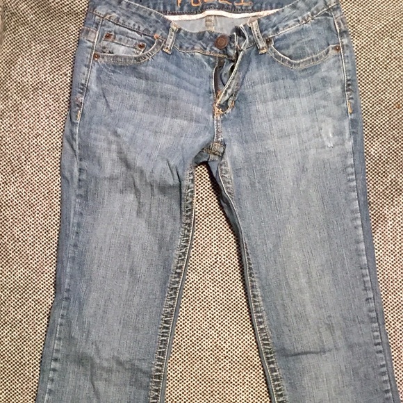 Rue21 bootcut jeans size 7/8 long