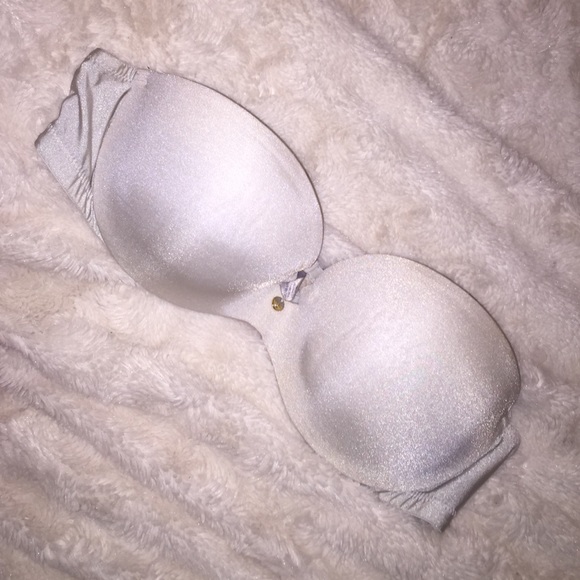 Victoria's Secret 36A strapless white bra