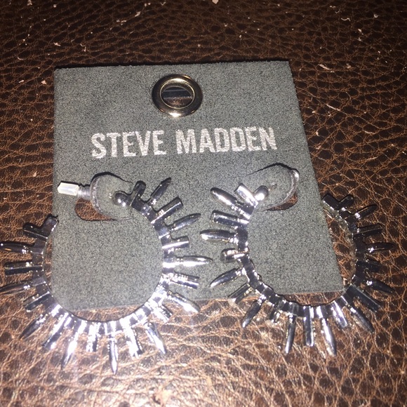 Steve Madden Jewelry - New earrings!