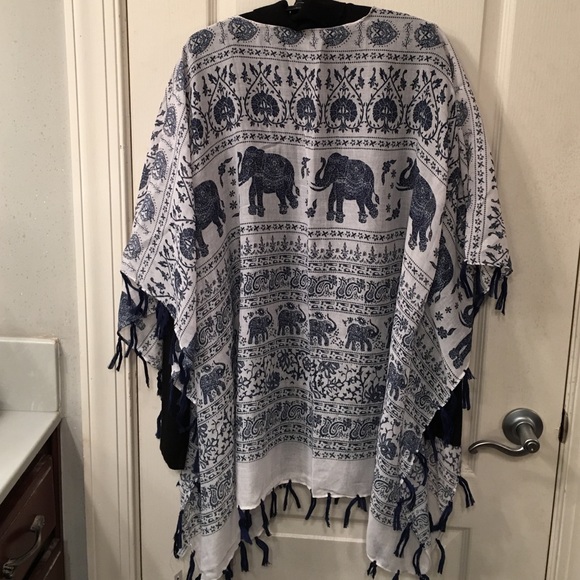 ELEPHANT FANS Blue / White Poncho - Picture 3 of 4