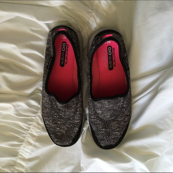 Skechers Go Walk