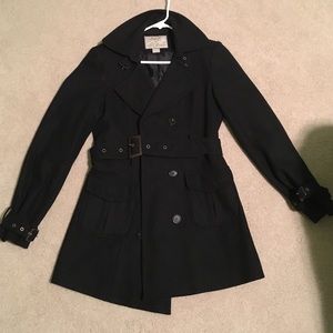 Adorable black peacoat