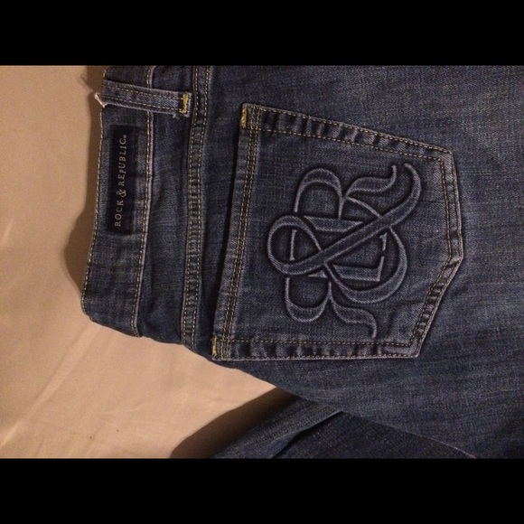 ROCK & REPUBLIC jeans