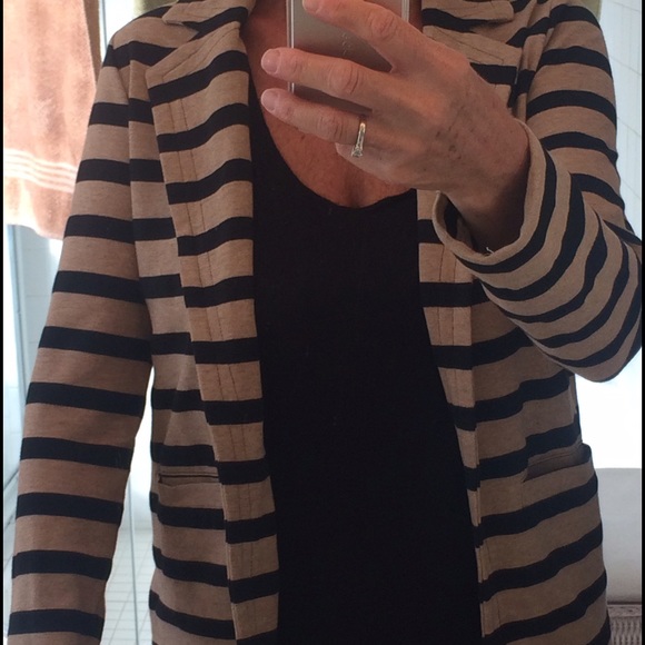 Light Cotton Blazer - Picture 4 of 5