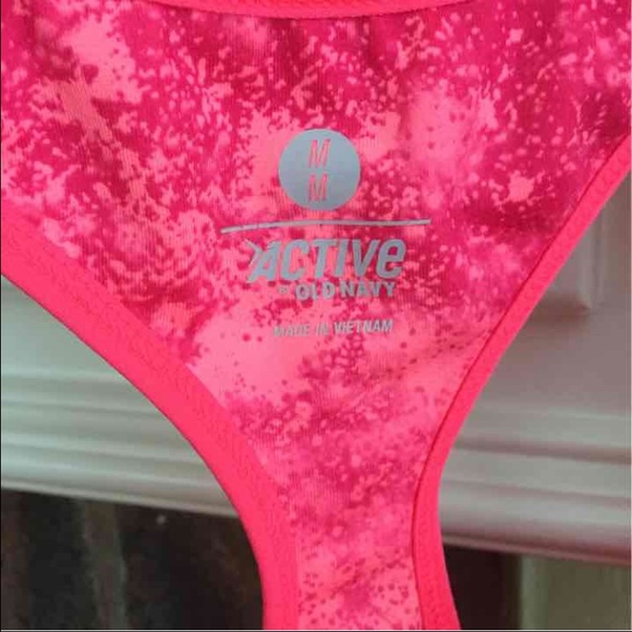 Old Navy Medium Hot Pink Workout Sports Bra - Picture 2 of 4