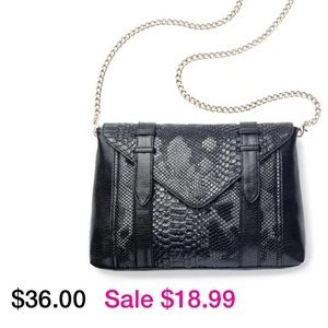 mark. Well Chained Handbag