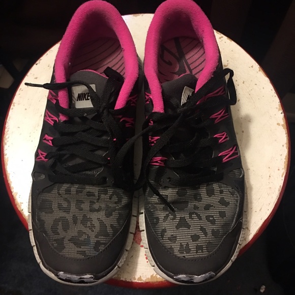 Nike Free 5.0 Pink and Black